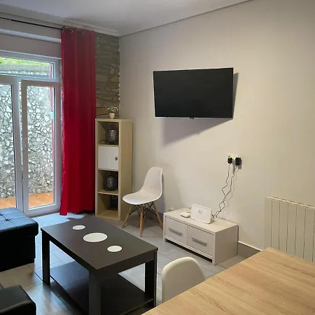 Amplio En Donostia-san Sebastian Сан-Себастьян